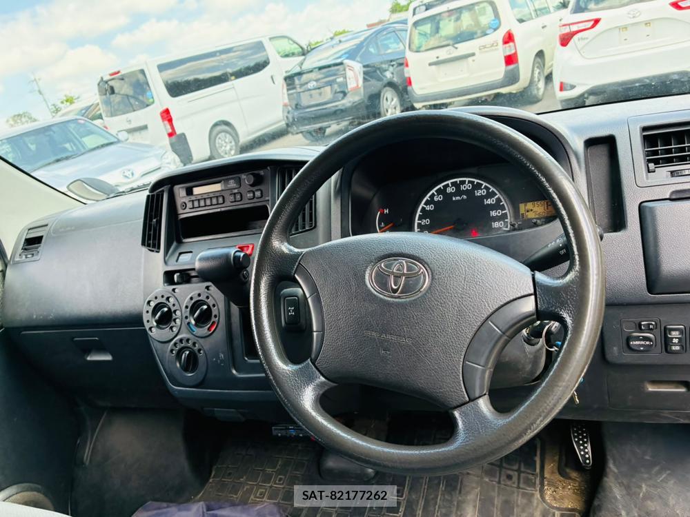 Toyota TOWNACE VAN 2020-06 8120435-14