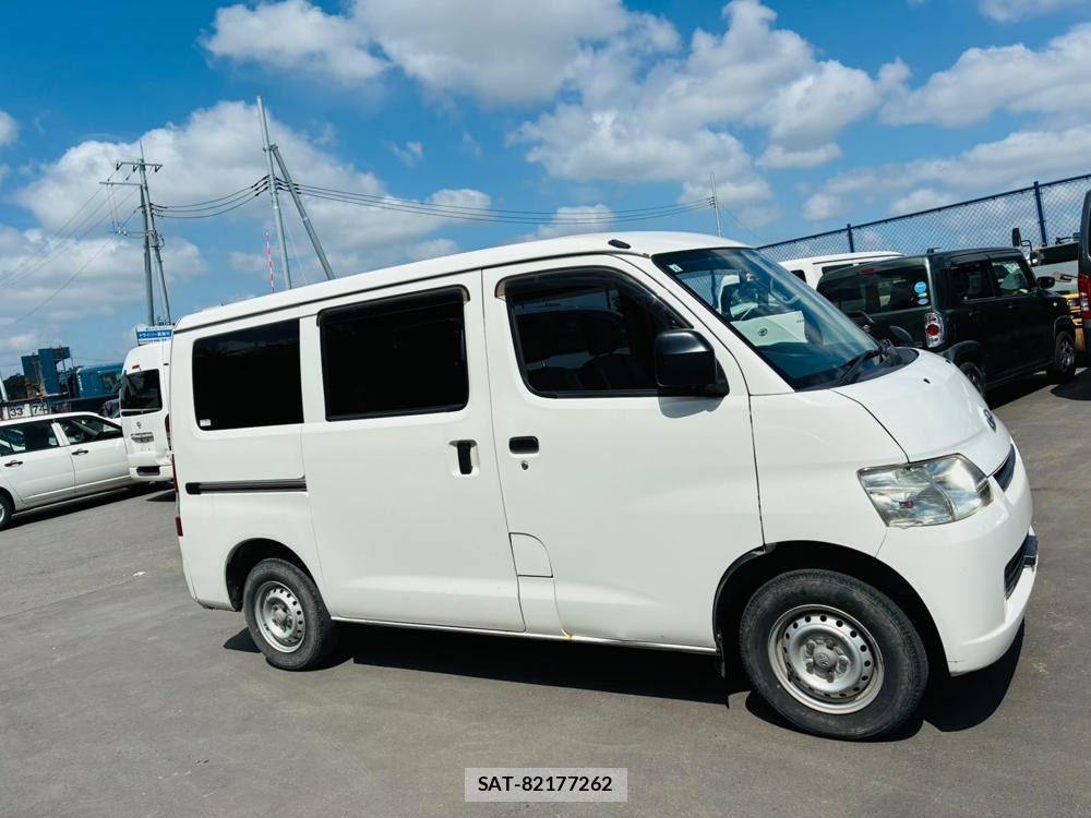 Toyota TOWNACE VAN 2020-06 8120435-5