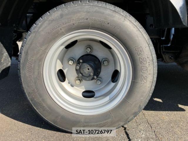 Toyota TOYOACE 2020-02 1075078-15