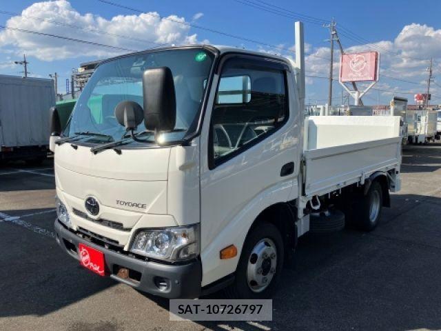 Toyota TOYOACE 2020-02 1075078-1