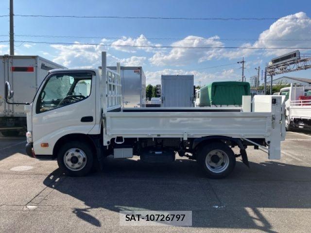 Toyota TOYOACE 2020-02 1075078-5
