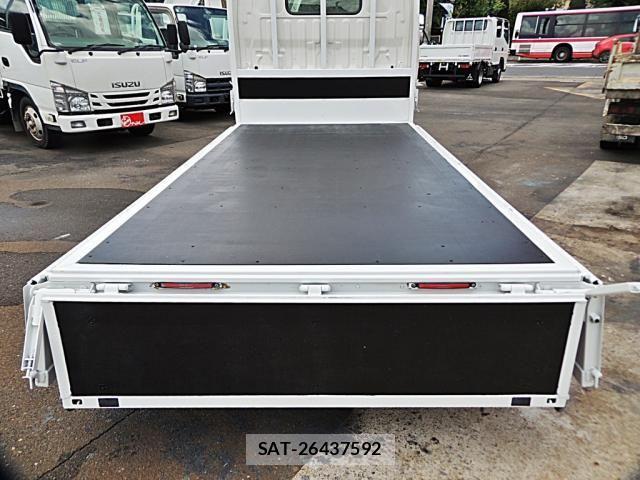 Toyota TOYOACE 2015-05 1170307-10