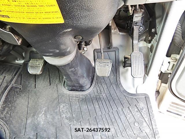 Toyota TOYOACE 2015-05 1170307-21