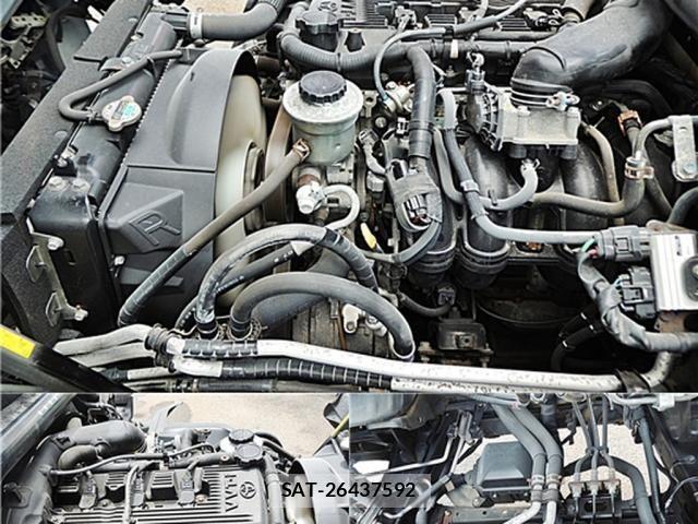 Toyota TOYOACE 2015-05 1170307-24