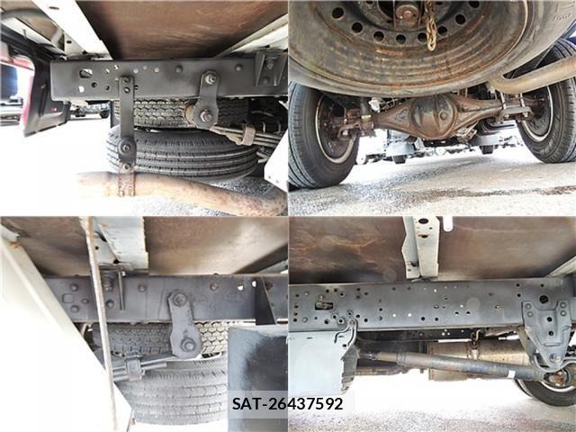 Toyota TOYOACE 2015-05 1170307-26