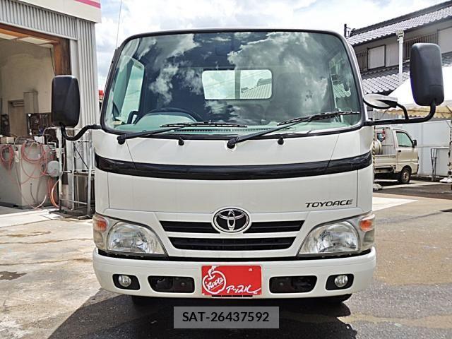 Toyota TOYOACE 2015-05 1170307-3