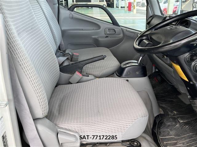 Toyota TOYOACE 2018-09 1173656-10