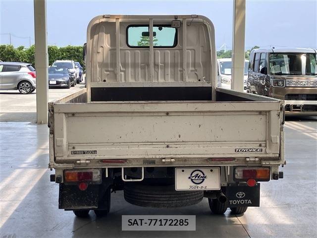 Toyota TOYOACE 2018-09 1173656-18