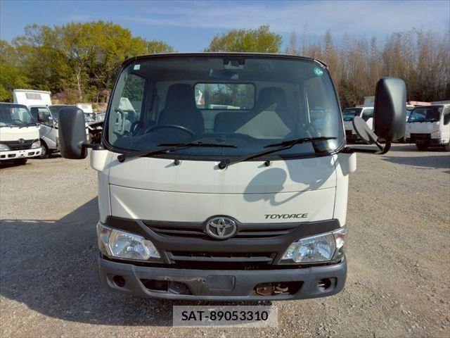 Toyota TOYOACE 2019-03 1225837-1