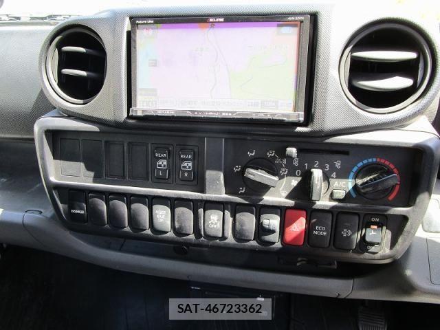 Toyota TOYOACE 2016-10 1225833-8