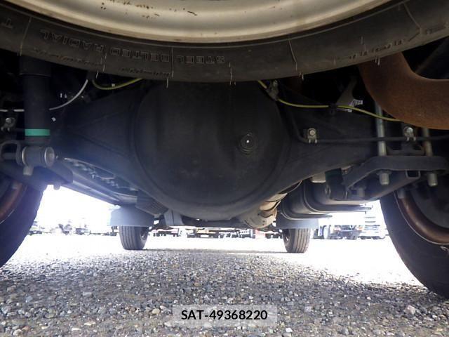 Toyota TOYOACE 2018-05 1229827-21