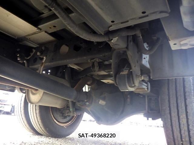Toyota TOYOACE 2018-05 1229827-22