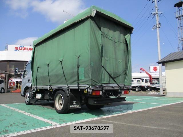 Toyota TOYOACE 2005-01 1229823-17