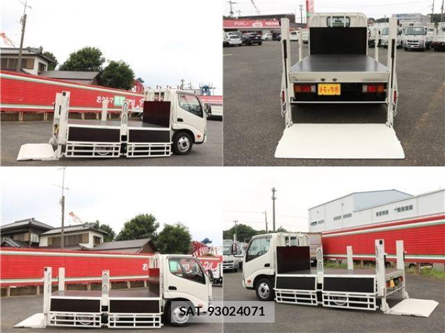 Toyota TOYOACE 2017-06 1272747-16