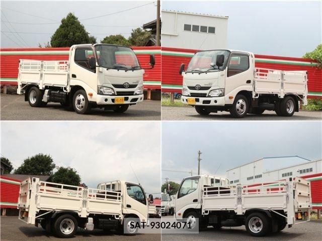 Toyota TOYOACE 2017-06 1272747-4