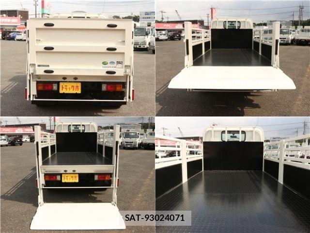 Toyota TOYOACE 2017-06 1272747-8