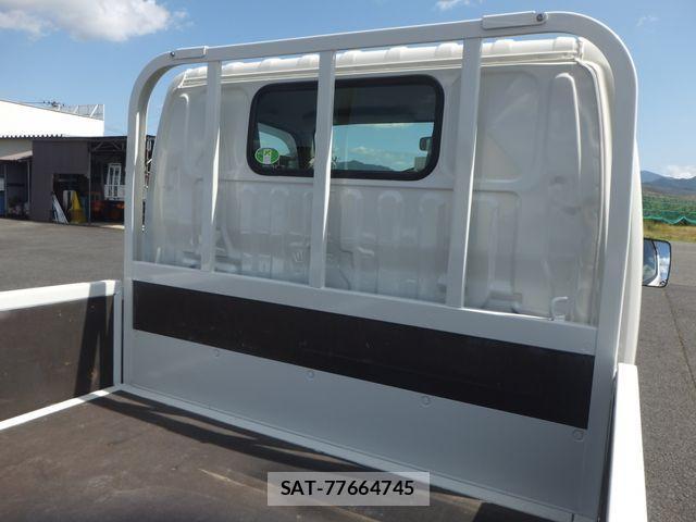 Toyota TOYOACE 2014-01 1289321-9