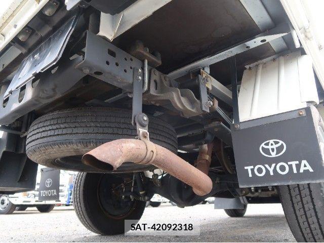 Toyota TOYOACE 2019-05 1294518-12