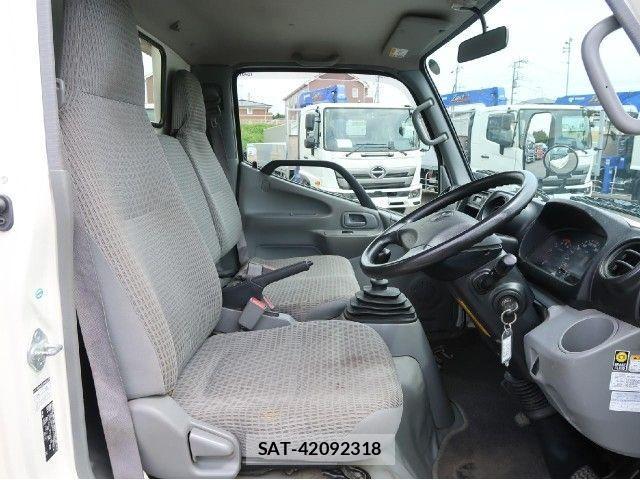 Toyota TOYOACE 2019-05 1294518-14