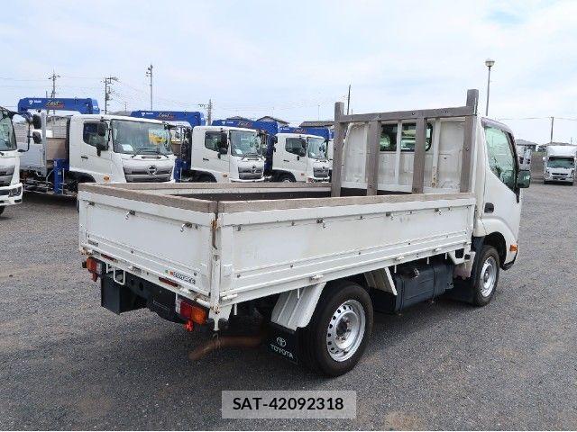 Toyota TOYOACE 2019-05 1294518-1