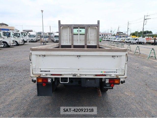 Toyota TOYOACE 2019-05 1294518-5