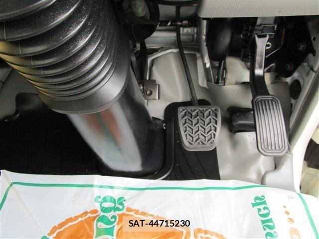 Toyota TOYOACE 2018-01 1309990-12