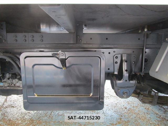 Toyota TOYOACE 2018-01 1309990-28