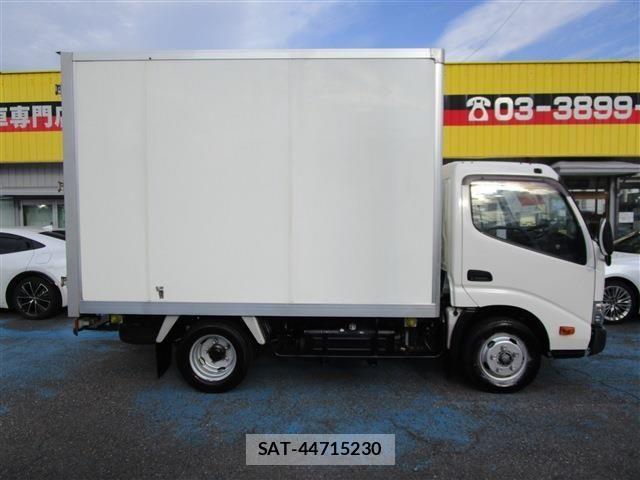 Toyota TOYOACE 2018-01 1309990-2