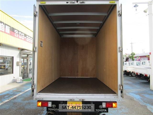Toyota TOYOACE 2018-01 1309990-5