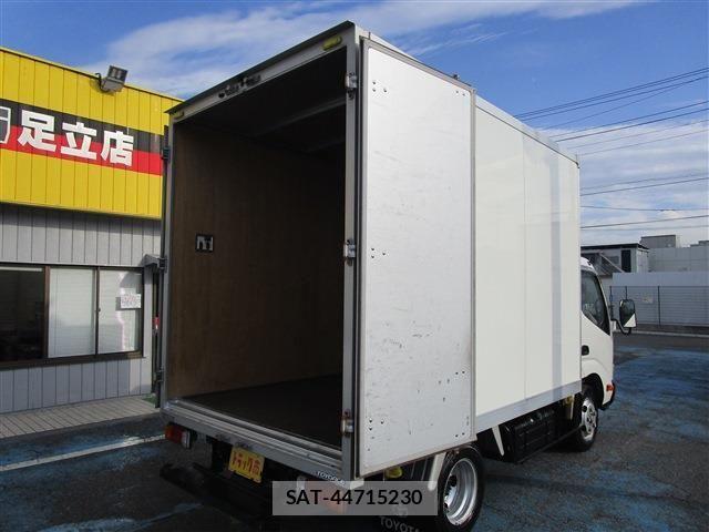 Toyota TOYOACE 2018-01 1309990-6