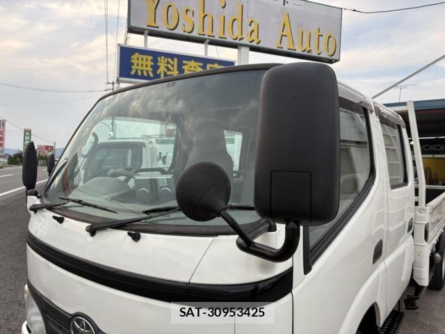 Toyota TOYOACE 2010-11 1328858-10