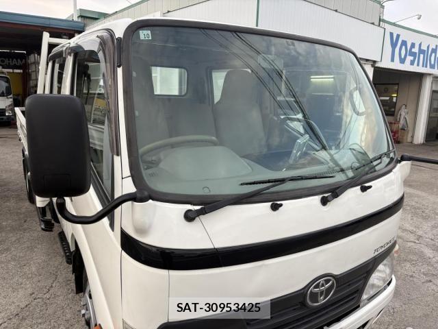 Toyota TOYOACE 2010-11 1328858-13