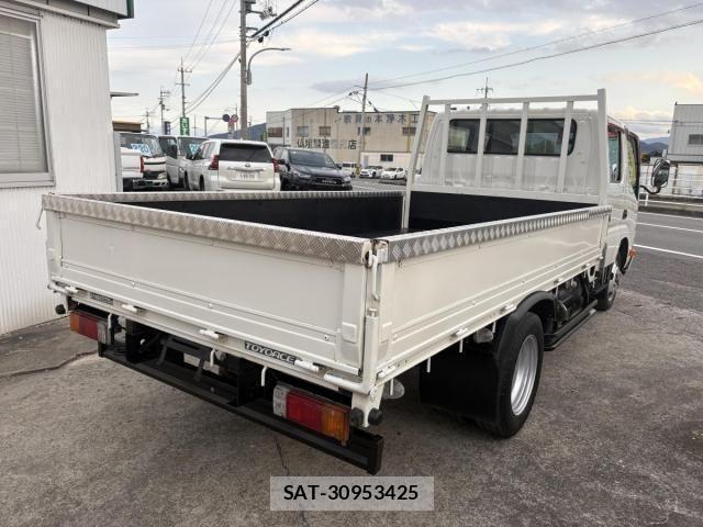 Toyota TOYOACE 2010-11 1328858-2