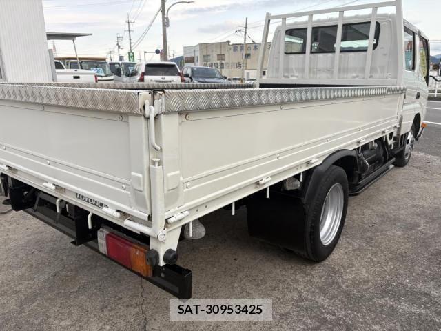 Toyota TOYOACE 2010-11 1328858-29