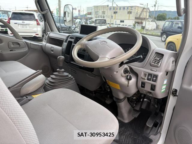 Toyota TOYOACE 2010-11 1328858-5