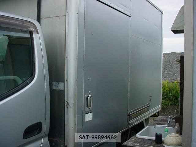 Toyota TOYOACE 2017-07 537496-1