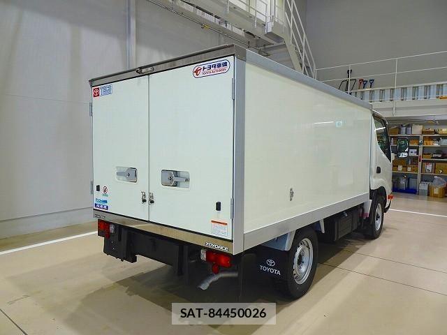 Toyota TOYOACE 2019-04 1587490-2