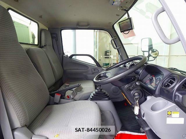 Toyota TOYOACE 2019-04 1587490-5