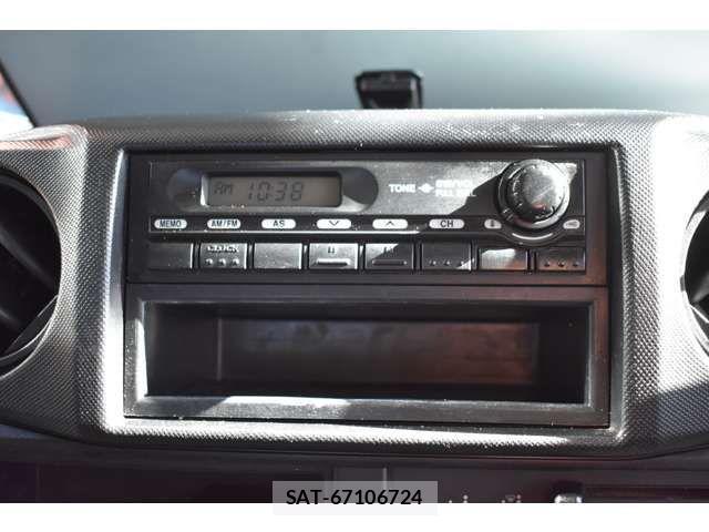 Toyota TOYOACE 2015-09 1664784-14
