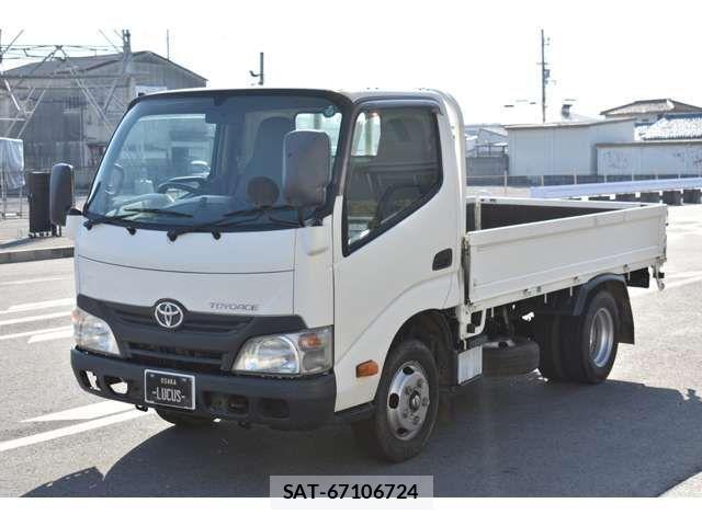 Toyota TOYOACE 2015-09 1664784-4