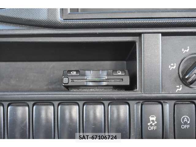Toyota TOYOACE 2015-09 1664784-6