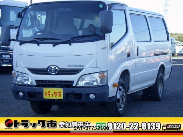 Toyota TOYOACE 2016-05 1746476-0