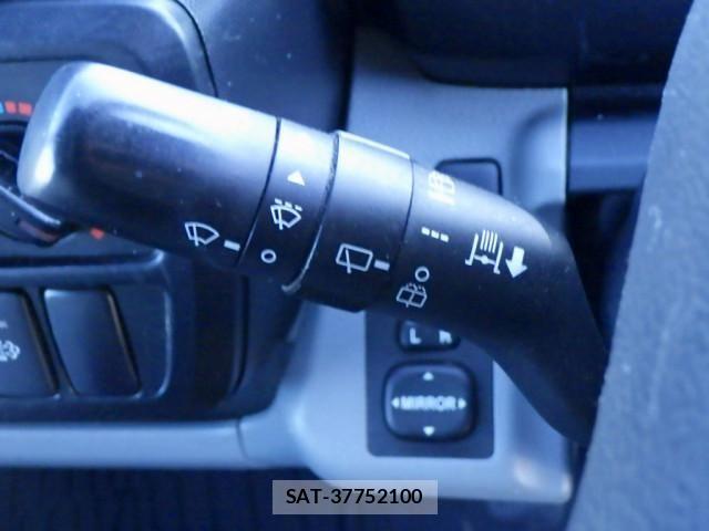 Toyota TOYOACE 2016-05 1746476-18