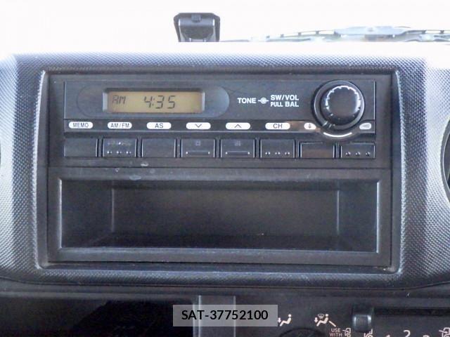 Toyota TOYOACE 2016-05 1746476-22