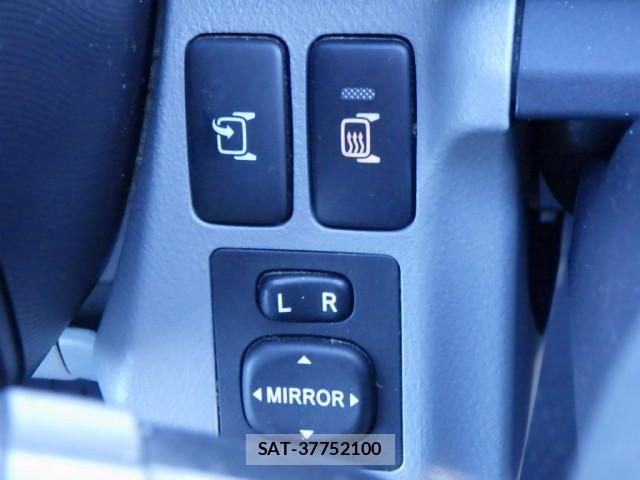 Toyota TOYOACE 2016-05 1746476-25