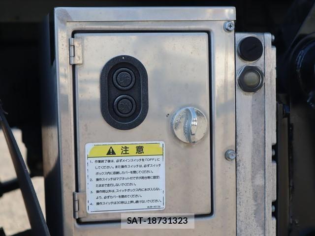 Toyota TOYOACE 2017-10 1746441-13