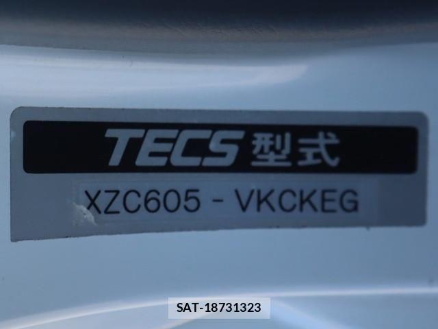 Toyota TOYOACE 2017-10 1746441-15