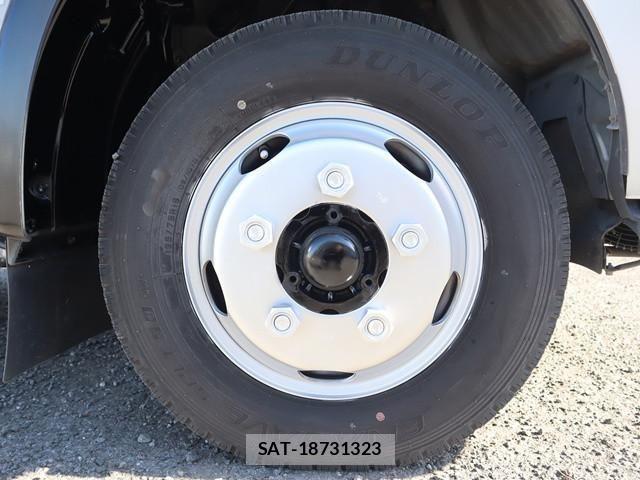 Toyota TOYOACE 2017-10 1746441-24
