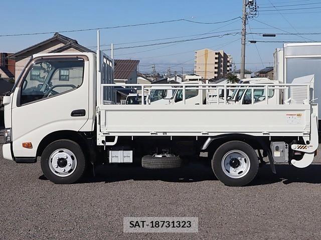 Toyota TOYOACE 2017-10 1746441-8