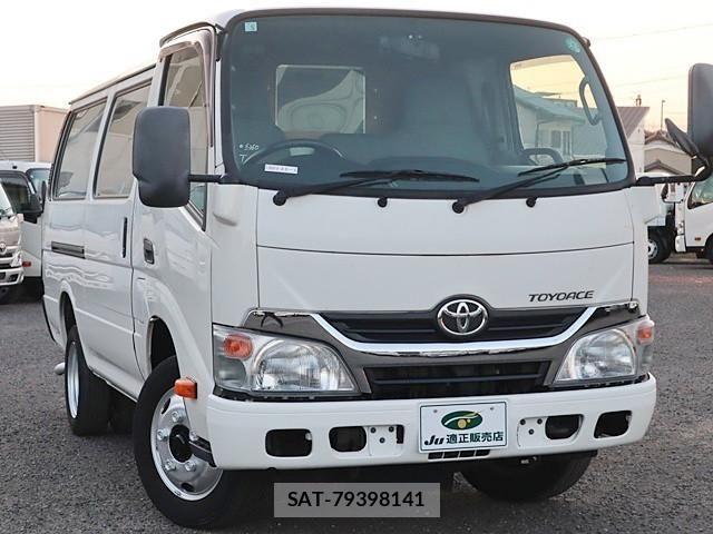 Toyota TOYOACE 2016-05 1746465-3